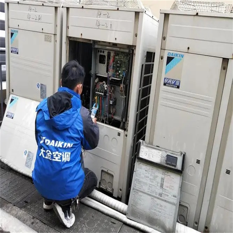 深圳布吉康桥柜机空调跳闸故障维修