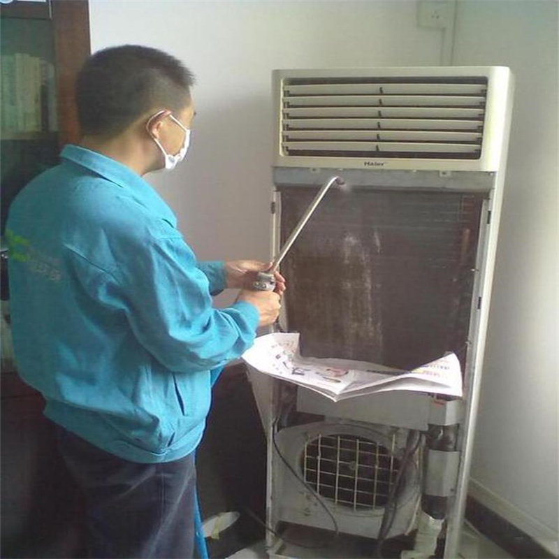 深圳布吉康桥空调维修清洗-空调上门检修，专业空调维修师傅，快速上门